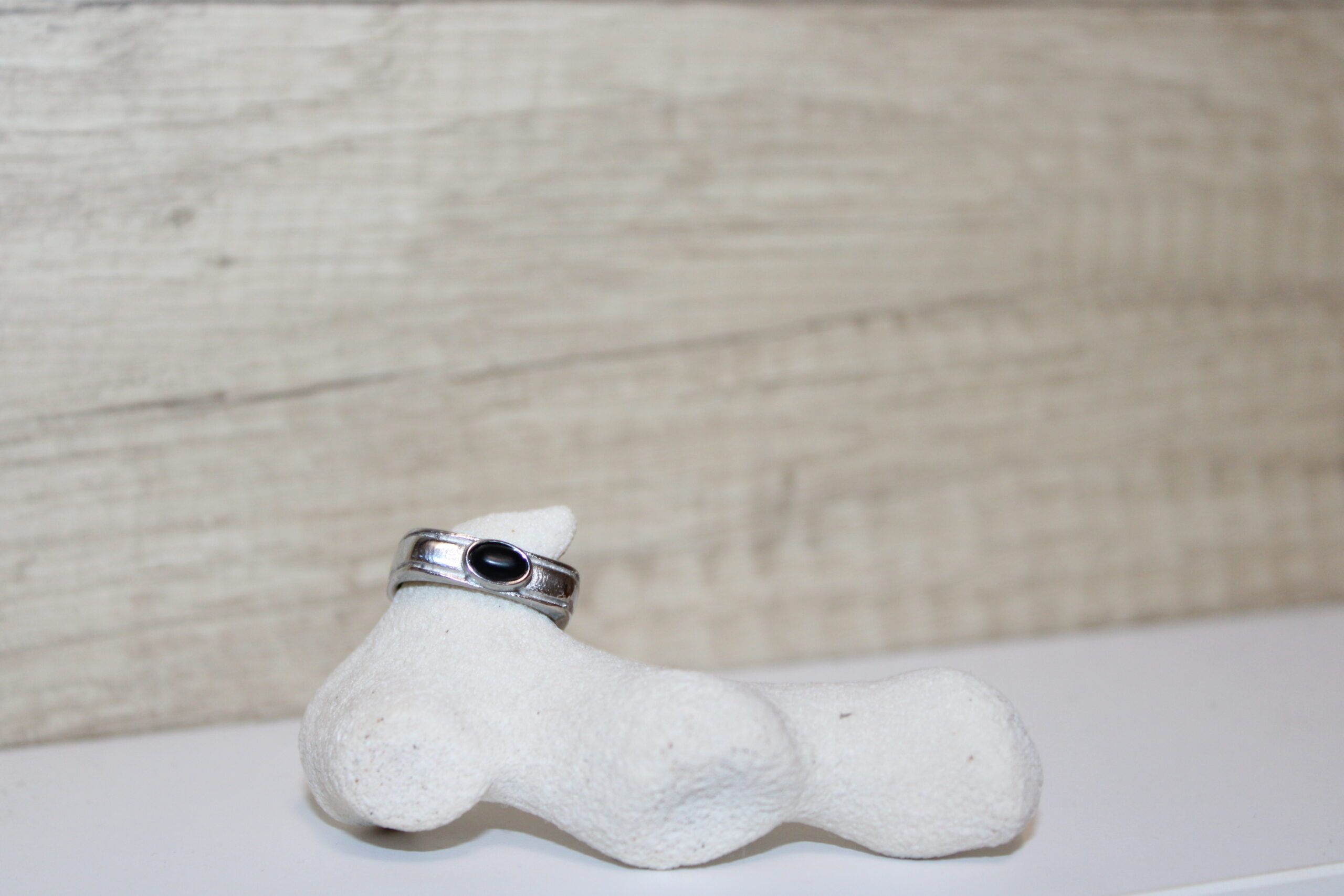Anillo de Acero Plata con Perla Negra