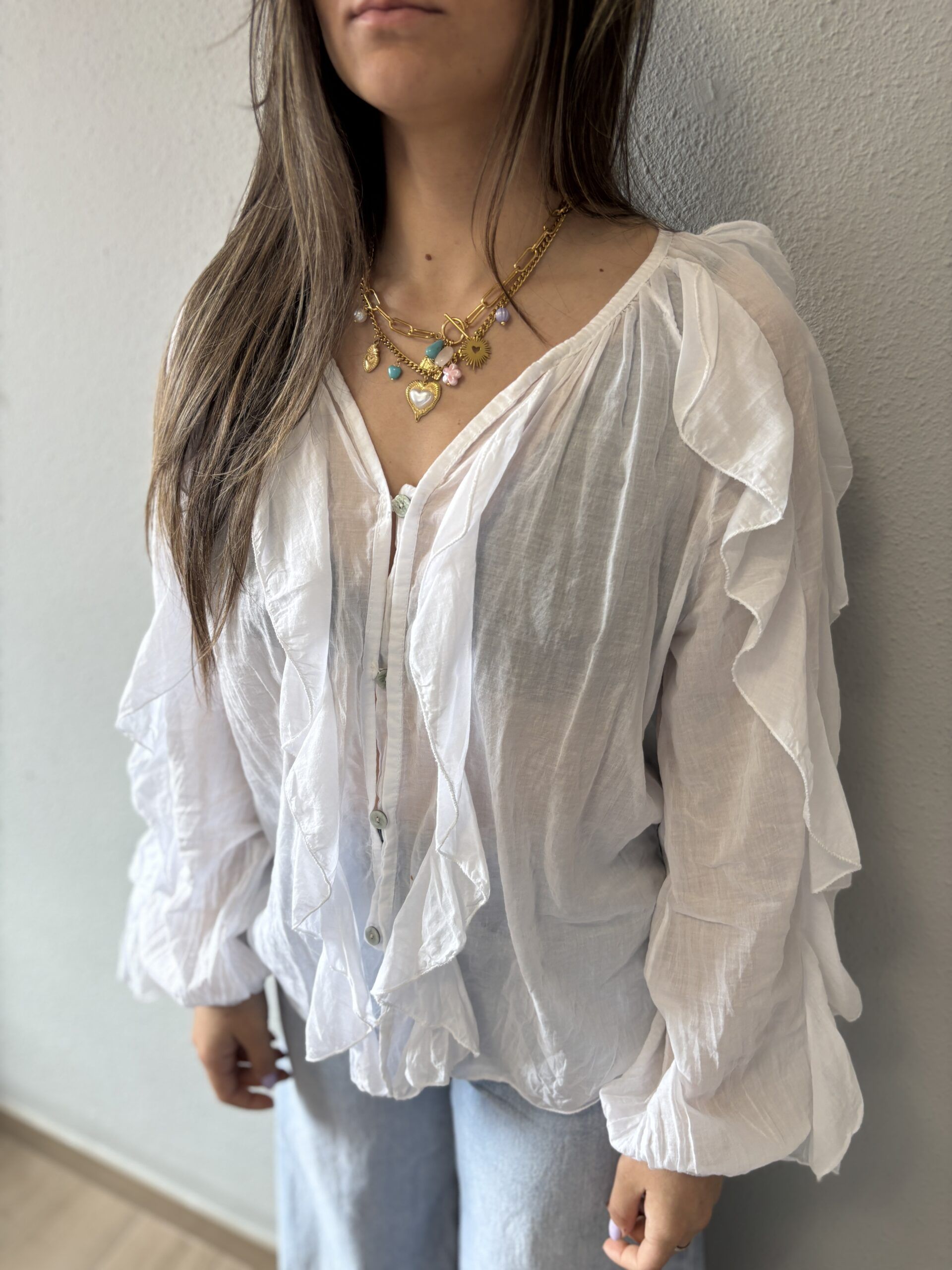 Camisa de Manga Larga con Volantes y Botonera BLANCA - Imagen 3